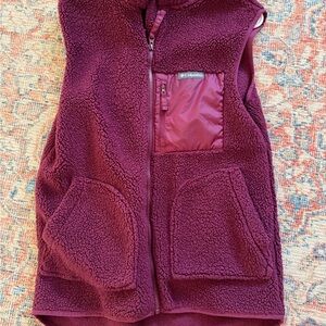 Columbia Women’s Plum Fleece Sherpa Vest - Deep Berry Outdoor Hiking